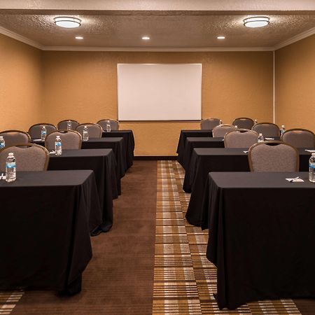 Best Western Airport Albuquerque InnSuites Hotel&Suites Exterior foto