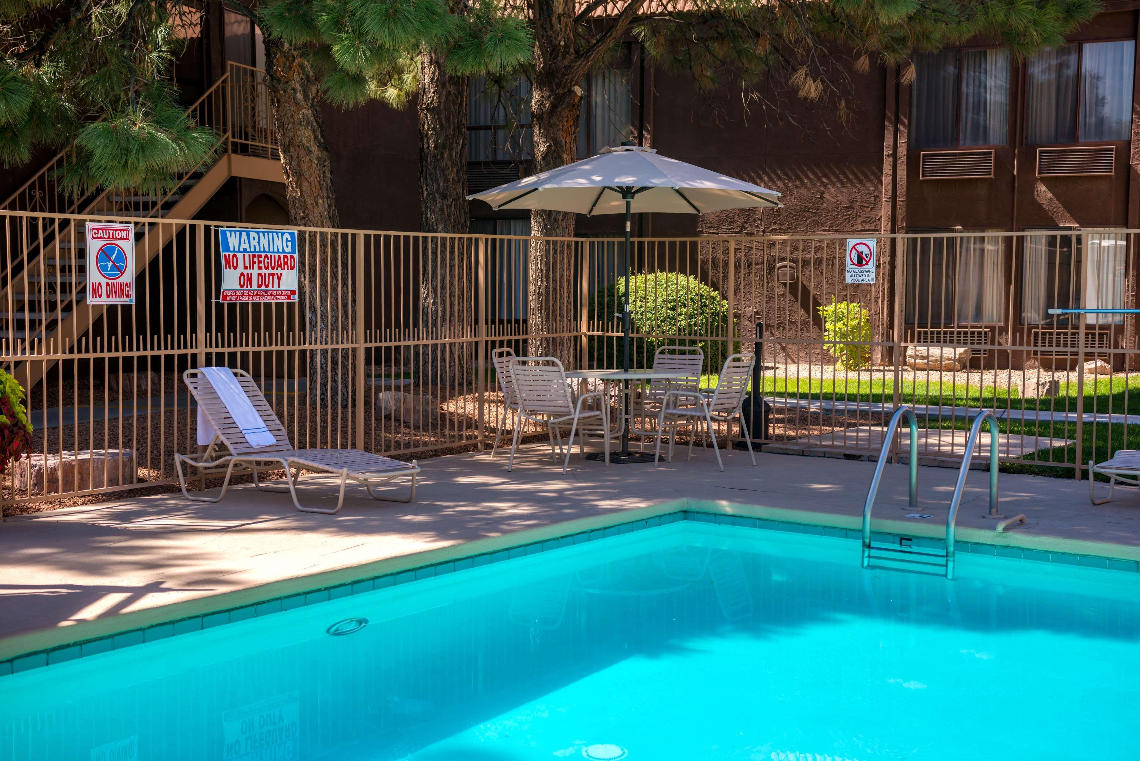 Best Western Airport Albuquerque InnSuites Hotel&Suites Exterior foto