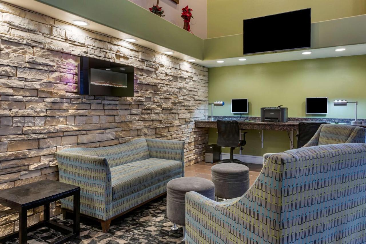 Best Western Airport Albuquerque InnSuites Hotel&Suites Exterior foto