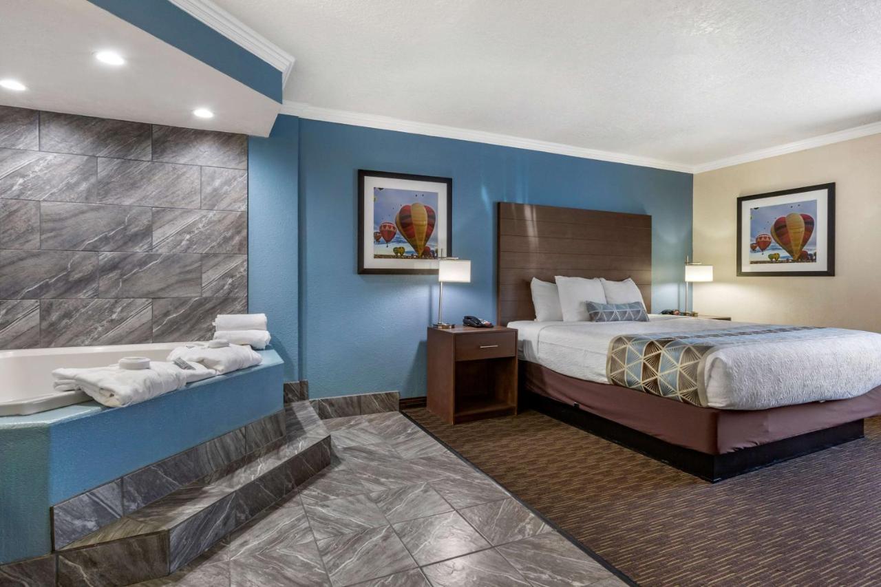Best Western Airport Albuquerque InnSuites Hotel&Suites Exterior foto
