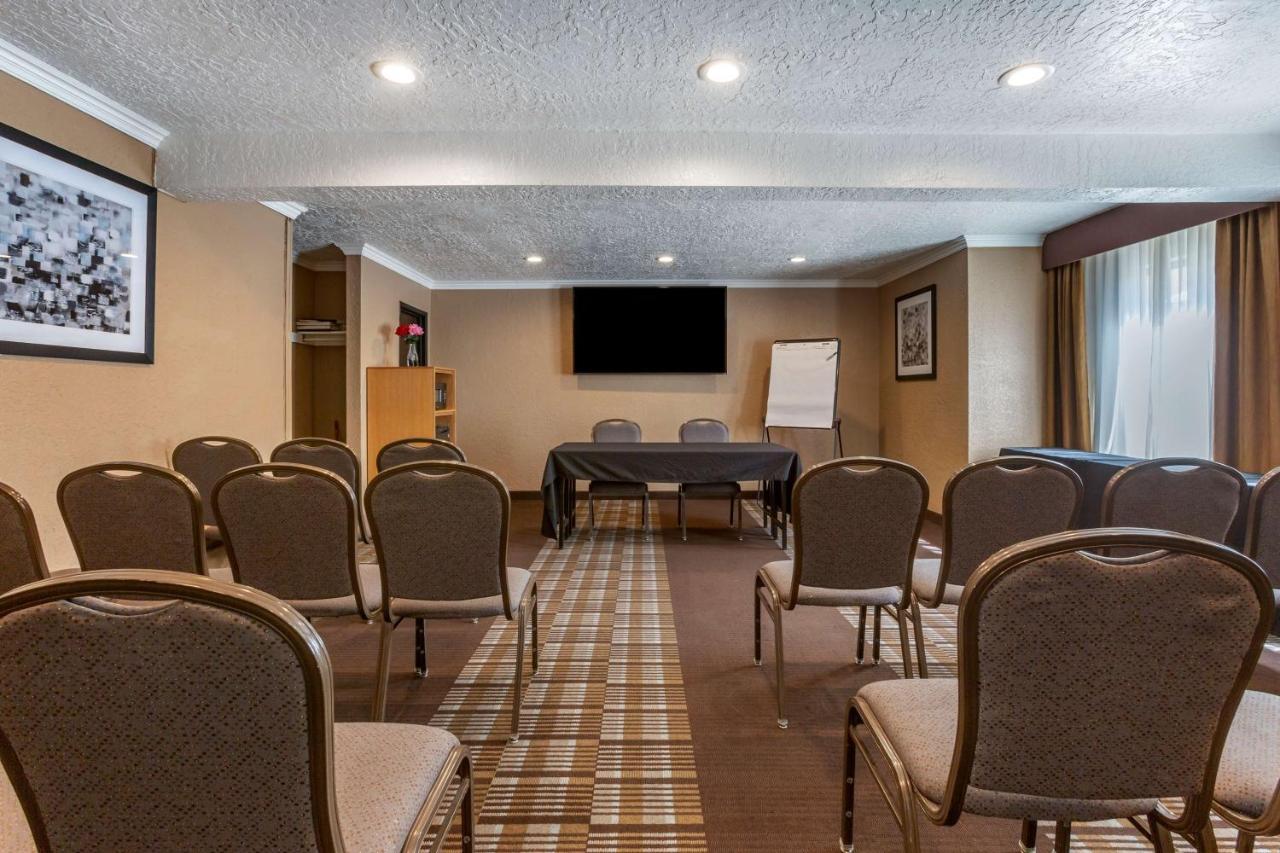 Best Western Airport Albuquerque InnSuites Hotel&Suites Exterior foto