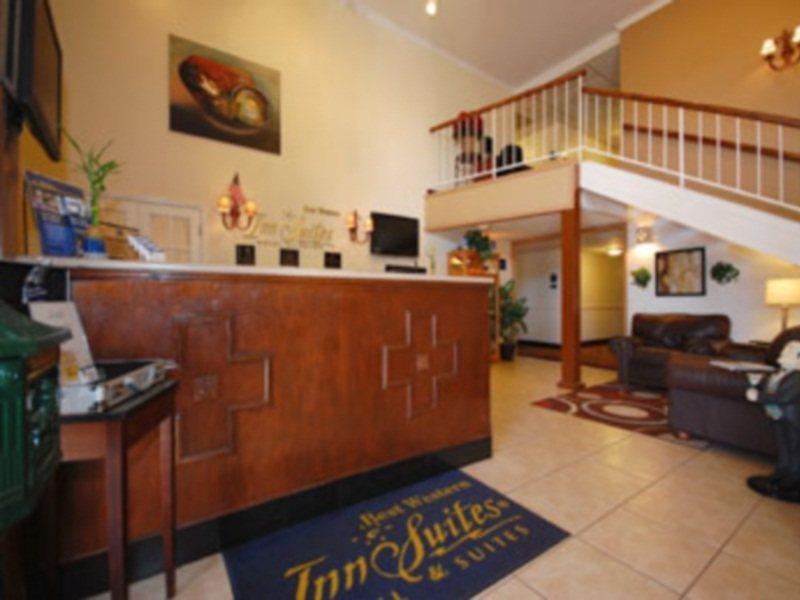 Best Western Airport Albuquerque InnSuites Hotel&Suites Exterior foto