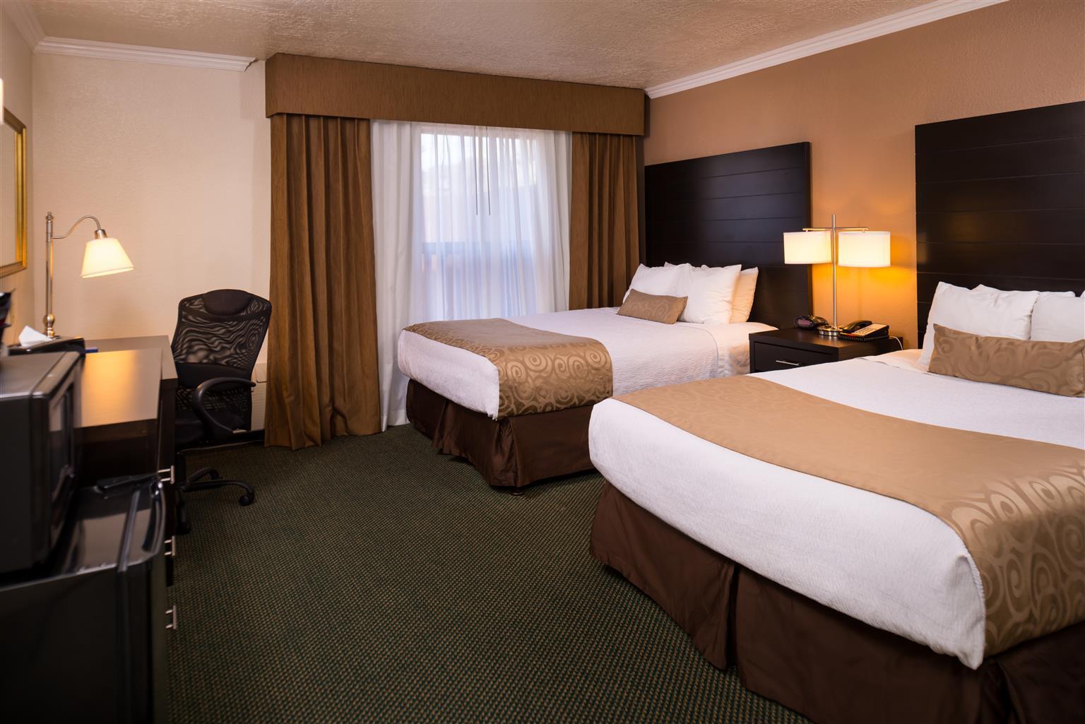 Best Western Airport Albuquerque InnSuites Hotel&Suites Exterior foto