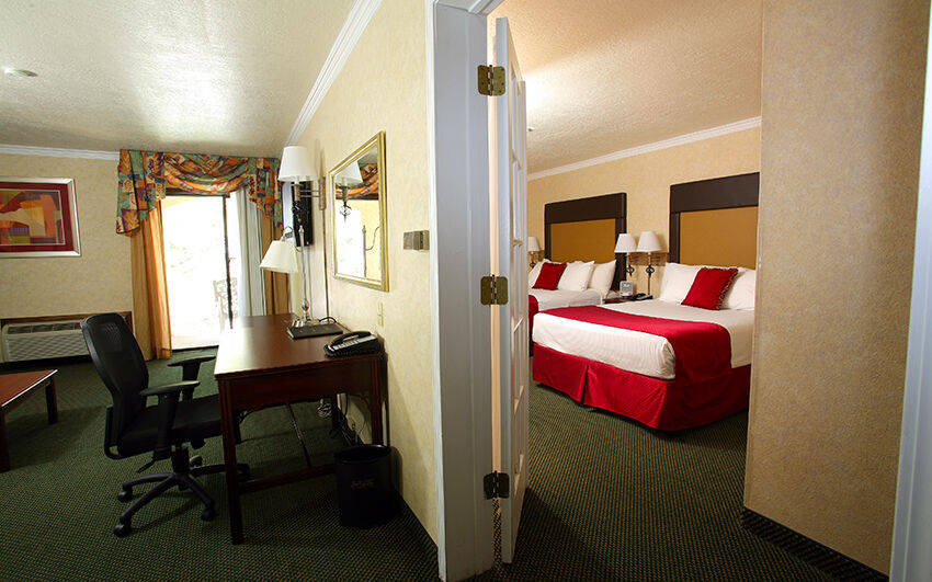 Best Western Airport Albuquerque InnSuites Hotel&Suites Exterior foto